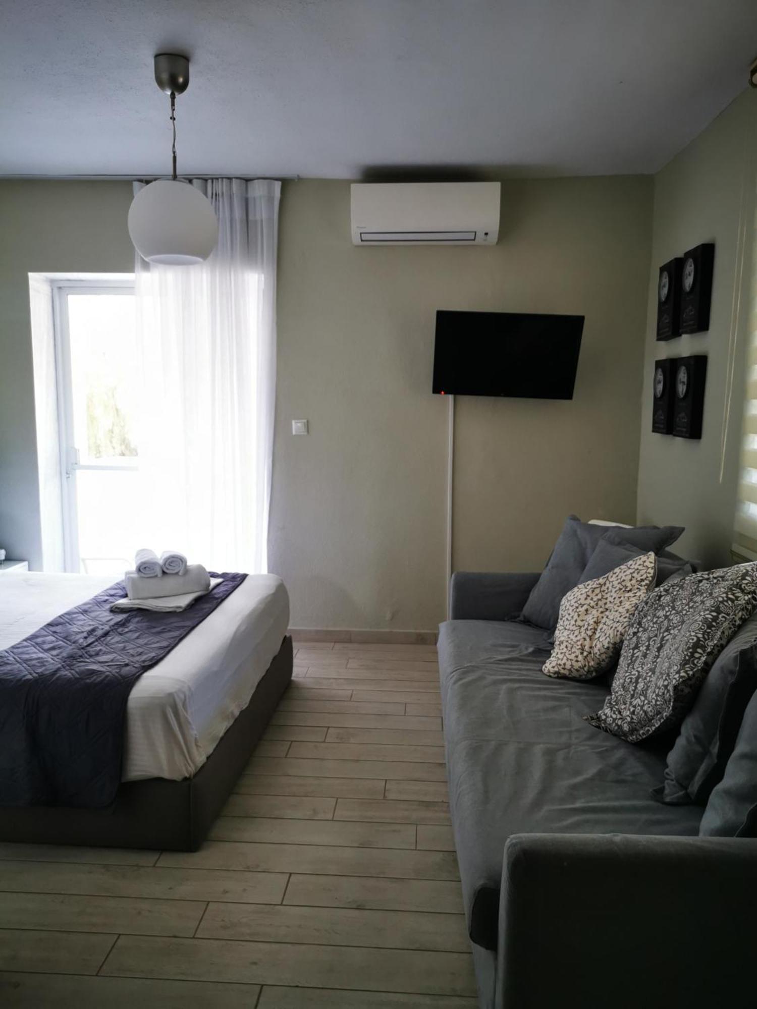 Frau Irenes Haus Apartment Sarti Ngoại thất bức ảnh