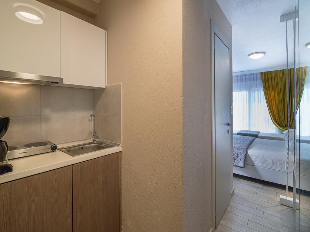 Frau Irenes Haus Apartment Sarti Ngoại thất bức ảnh